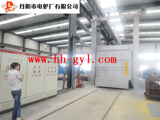 臺(tái)車式熱處理爐