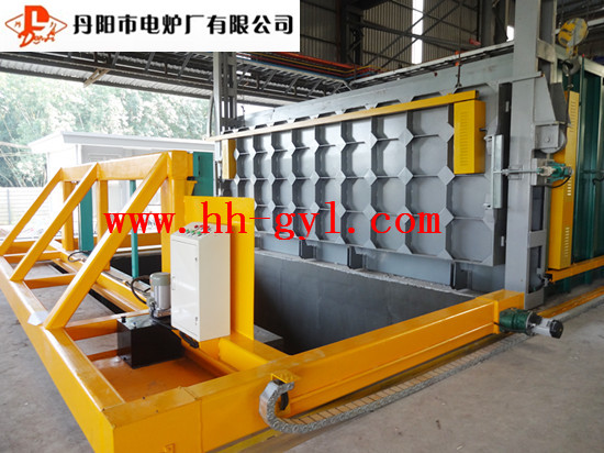 帶快速淬火叉車(chē)箱式爐